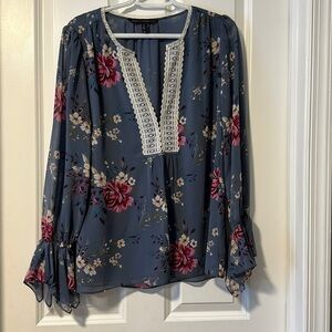 White House Black Market Slate Blue Floral Blouse